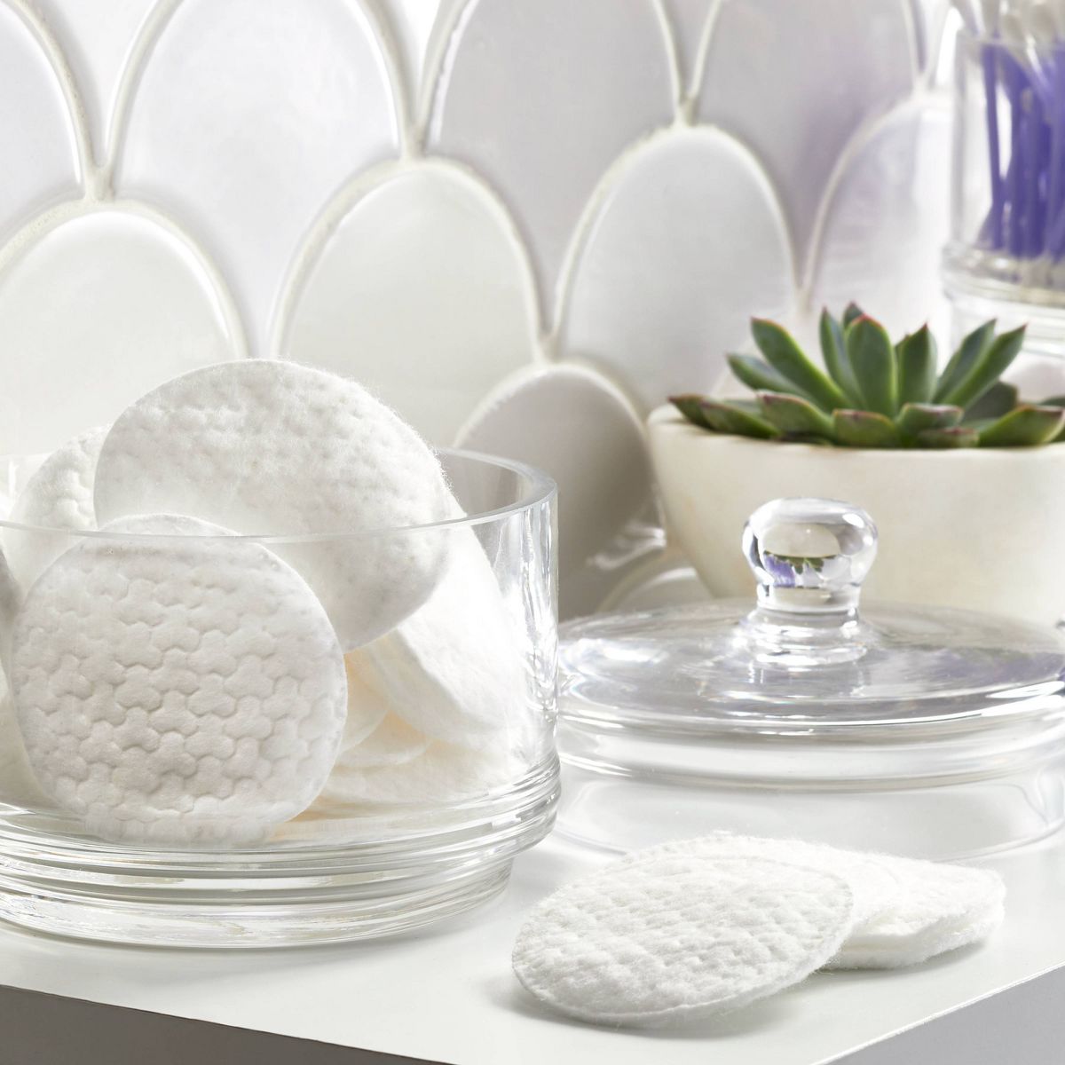 Cotton pads - 100 count - Seraphim Beauty